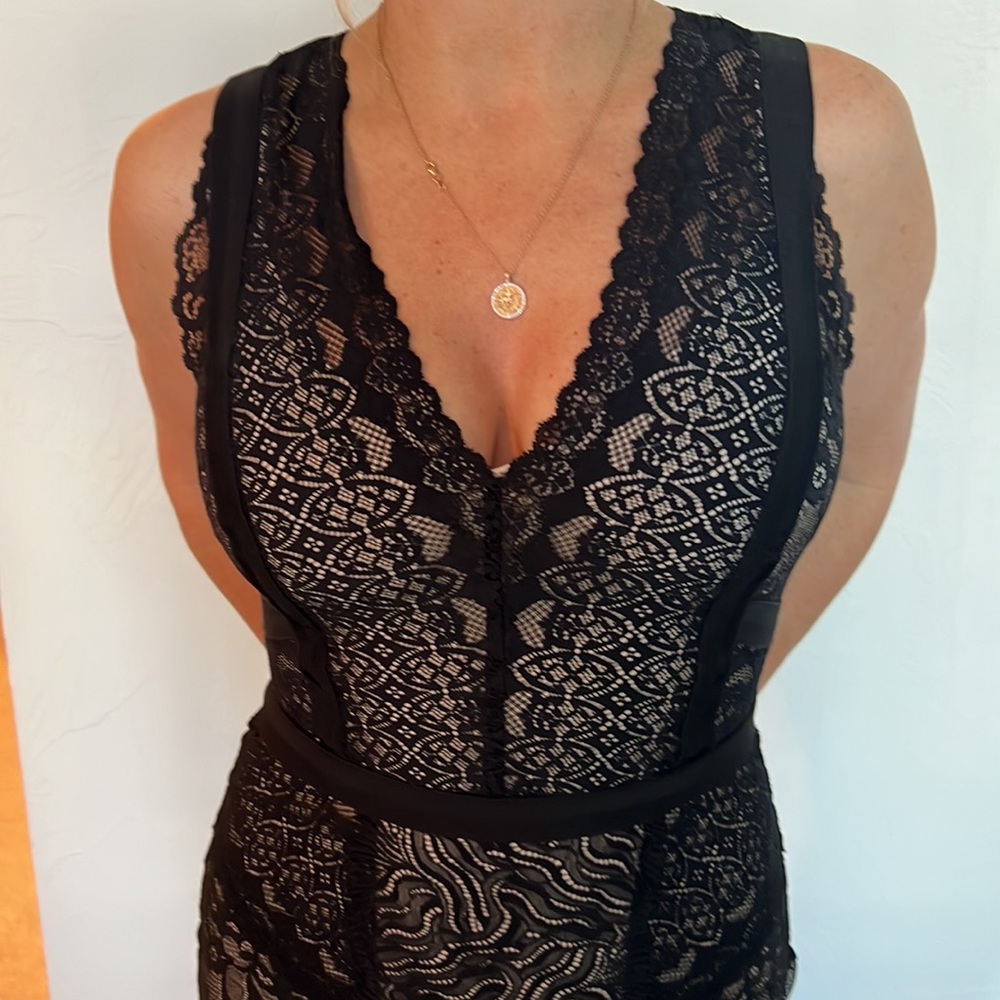 Nicole miller dress size 6